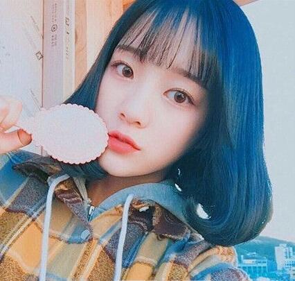 最新流行平刘海短发发型