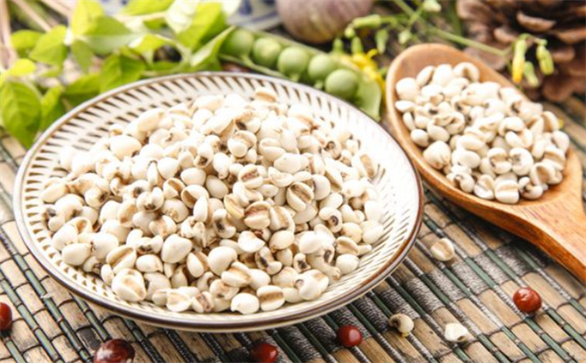 白扁豆的功效与作用，白扁豆的食用方法有哪些 
