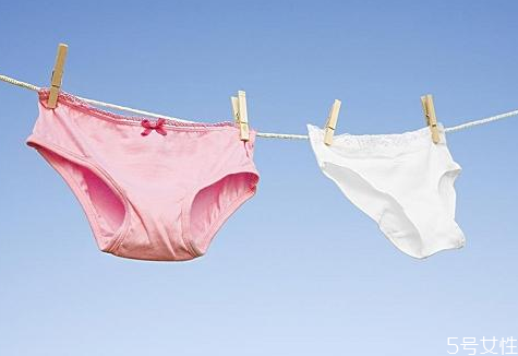 袜子和内裤可以一起洗吗 袜子和内裤一起洗会得什么病