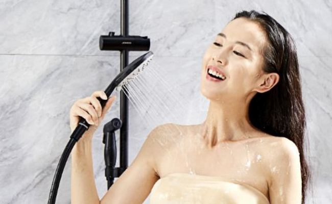 剖腹产多久可以洗澡，月子里臭哄哄要怎么办 