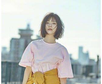 谭松韵的发型叫什么 谭松韵短发怎么扎丸子头图解