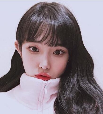让你秒变高颜值美女的中长卷发发型