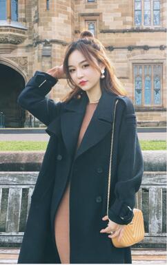 2024冬季女生中长发发型