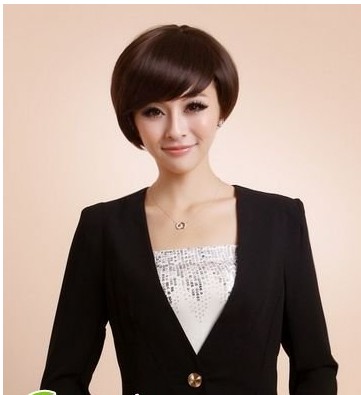 清爽可爱的女生短发蘑菇头 　简约的设计凸显精美