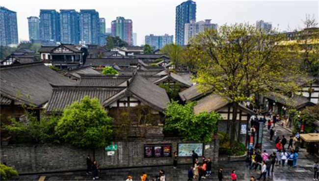 成都2日游要怎么玩，可以去哪些景点 