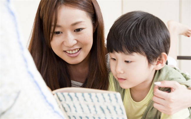 父母如何帮助孩子尽快适应小学生生活 