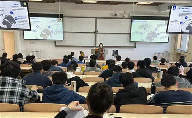 为何专家建议本科读基础学科 