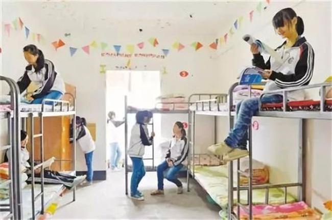 怎么让孩子适应寄宿学校 