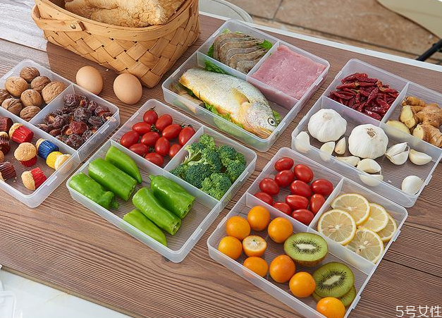微波炉闻到塑料味怎么回事 微波炉加热发出臭胶味