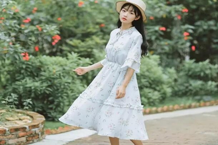 夏季女生裙子什么搭配显瘦？这三个雷区穿搭不要踩