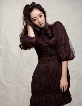 新版红楼梦林黛玉扮演者蒋梦婕最新发型