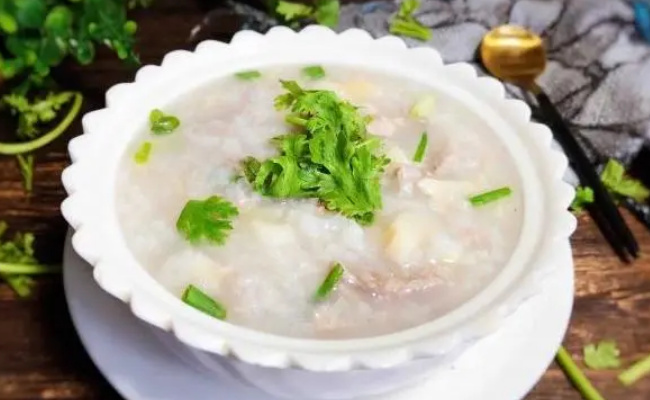 食补养生莲藕瘦肉粥有哪些功效，怎么做的呢 