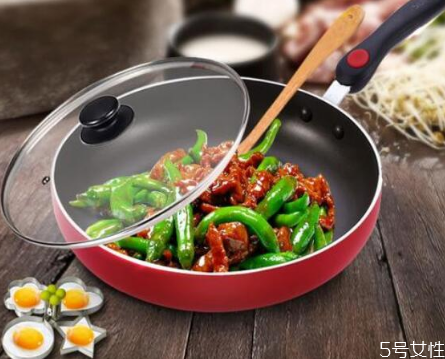 不粘锅什么材质的好 不粘锅的选购窍门