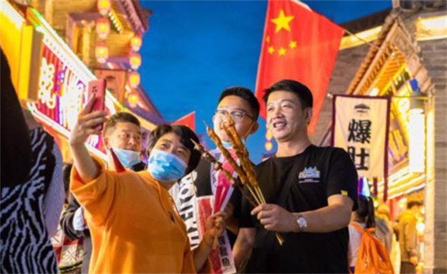 人气旺、活力足 大数据如何折射假日消费新动能 