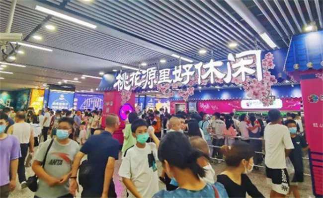 人气旺、活力足 大数据如何折射假日消费新动能 