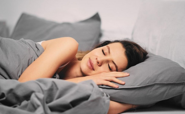 ​睡眠充足对身体健康有什么好处，睡眠不足有哪些坏处 